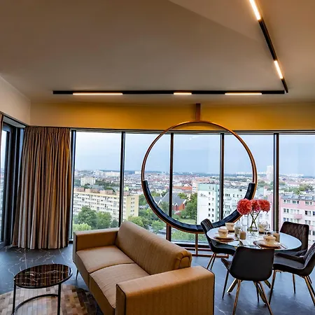 Kaleo - Hanza Tower 公寓 *